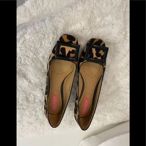 Isaac Mizrahi Leopard Pump